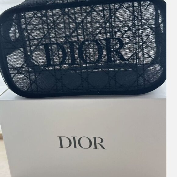 Dior 2025 Black Mesh Cosmetic Pouch Novelty New in box - Picture 3 of 6